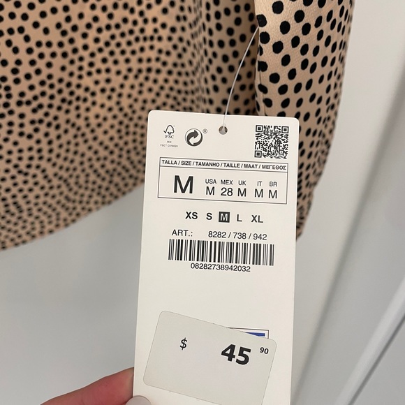 ✨BRAND NEW & NEVER WORN✨ Zara blouse - Picture 3 of 3